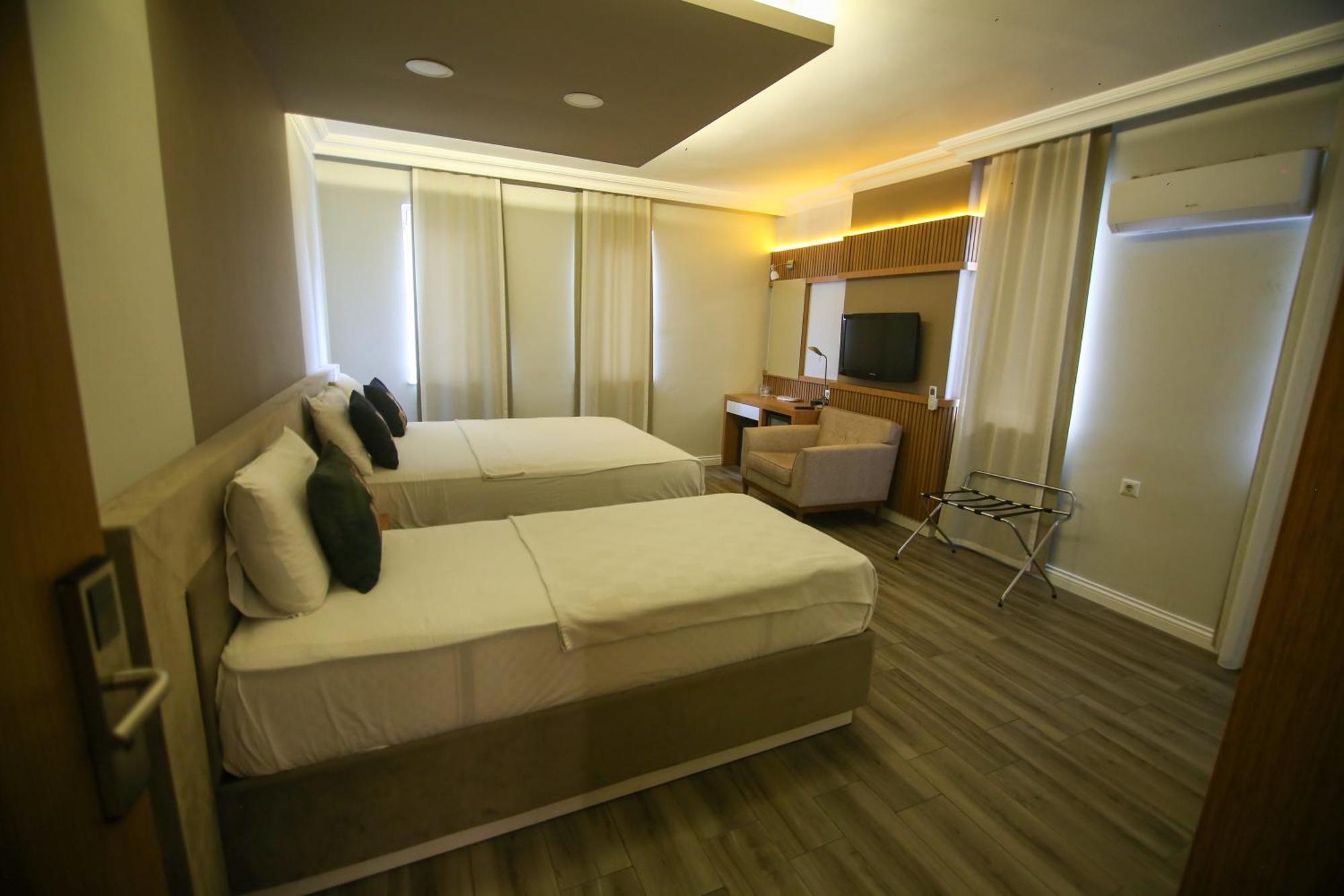 Cevik Palace Hotel 안탈리아 외부 사진