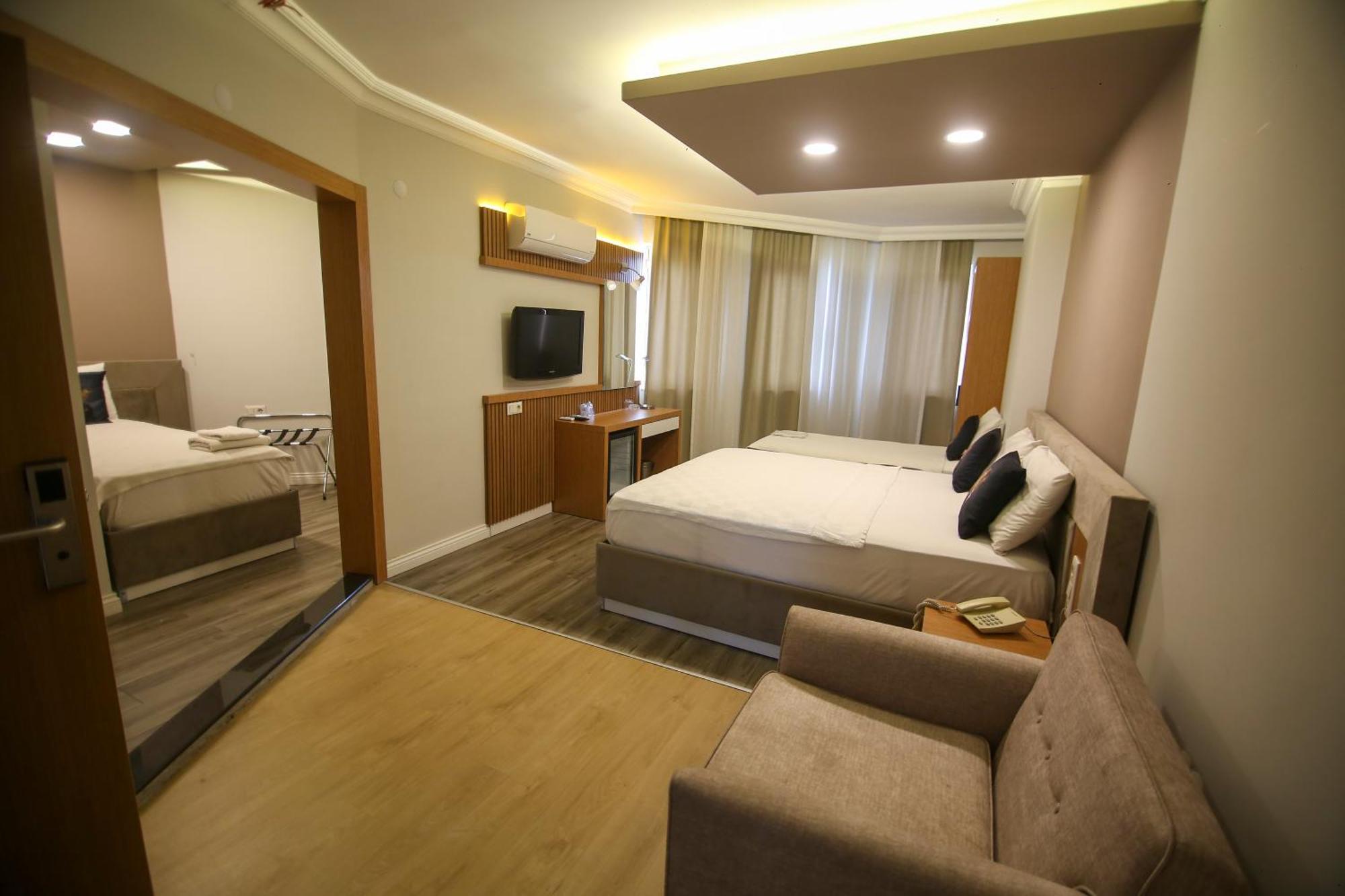 Cevik Palace Hotel 안탈리아 외부 사진