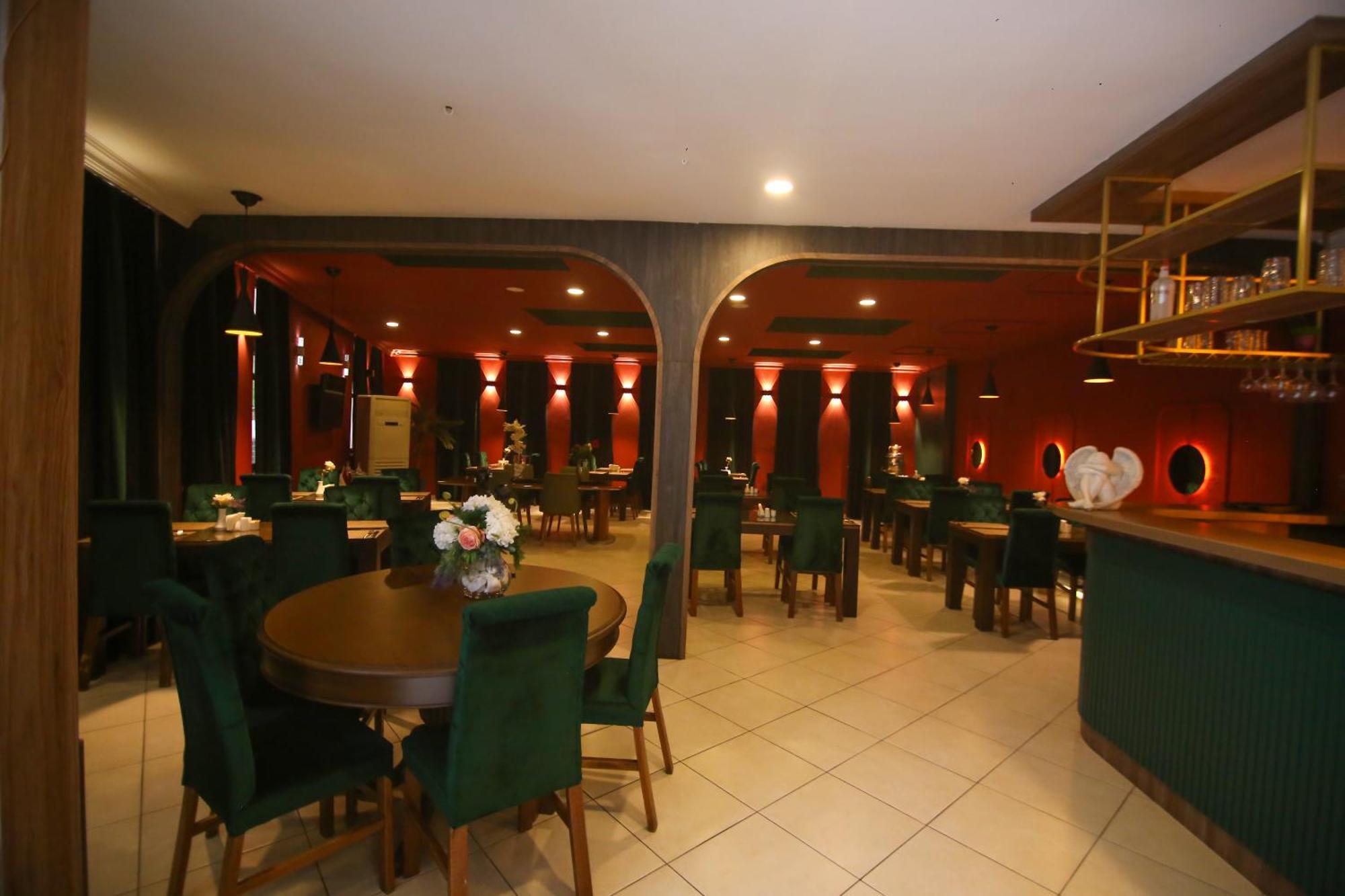 Cevik Palace Hotel 안탈리아 외부 사진