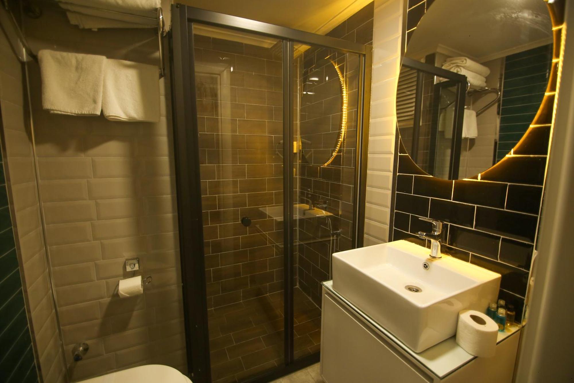 Cevik Palace Hotel 안탈리아 외부 사진