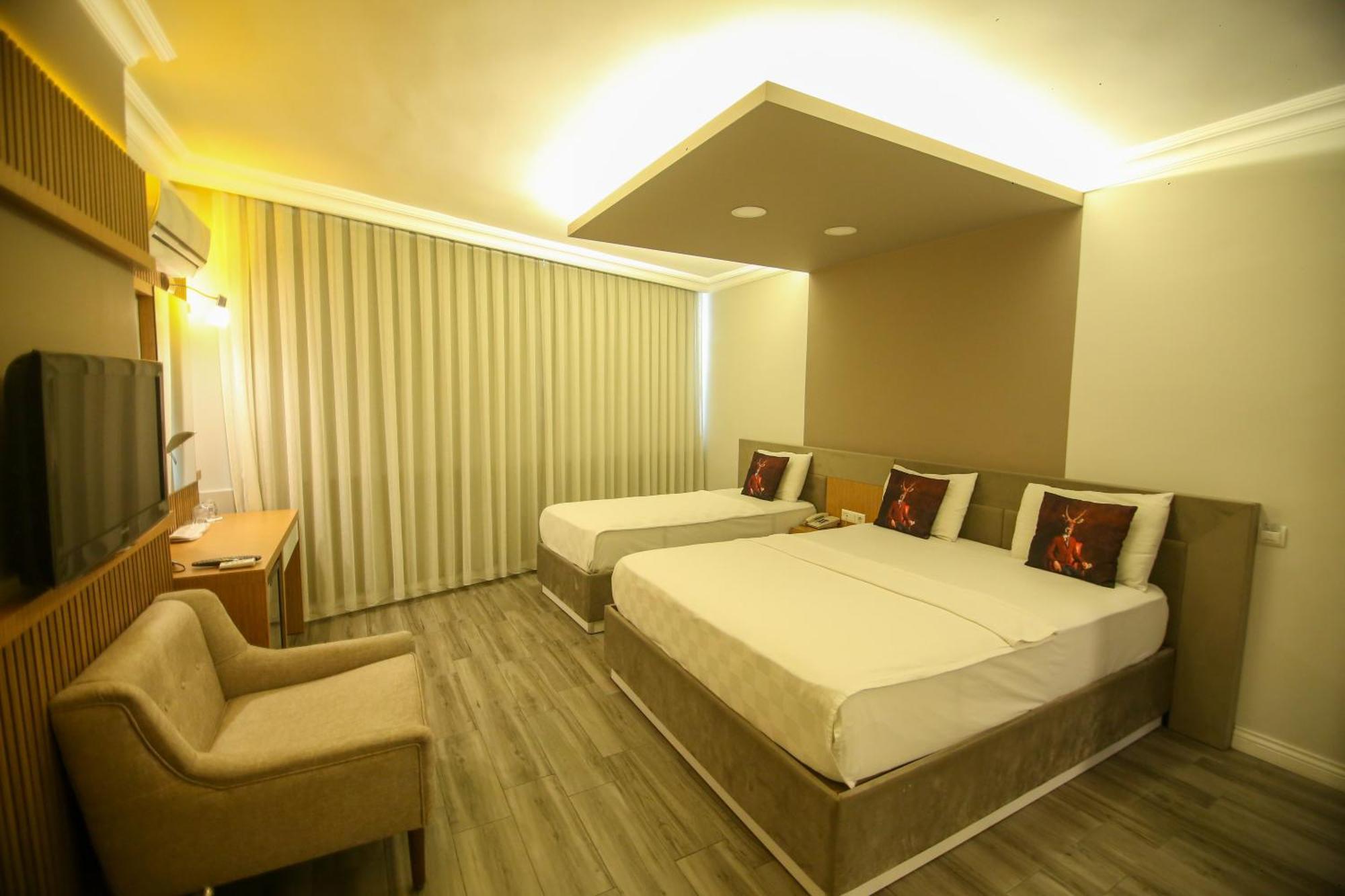 Cevik Palace Hotel 안탈리아 외부 사진