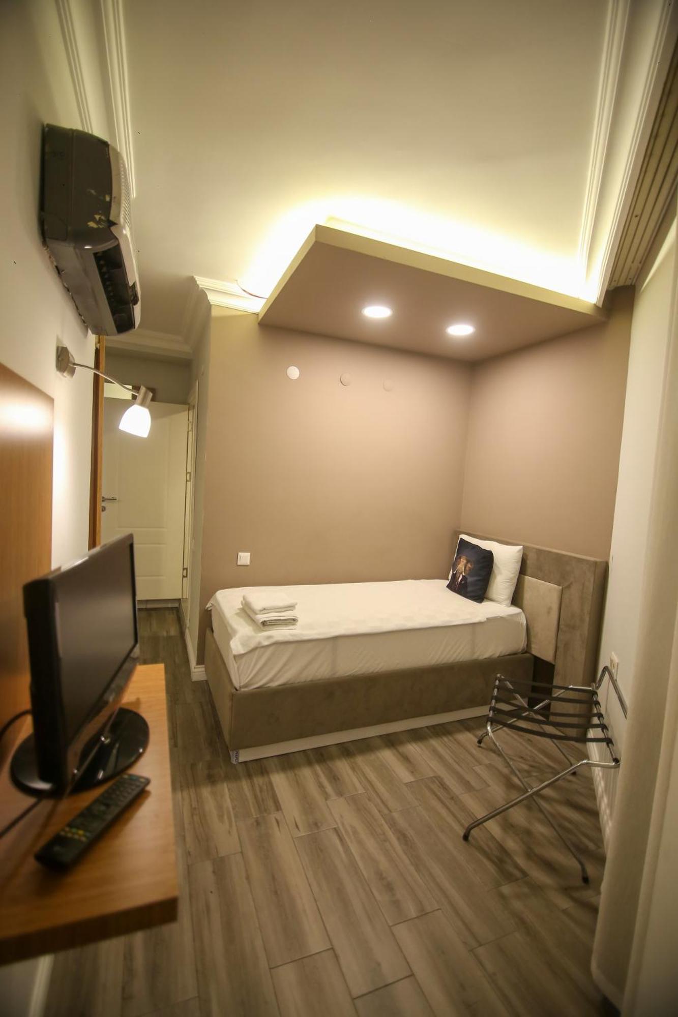 Cevik Palace Hotel 안탈리아 외부 사진
